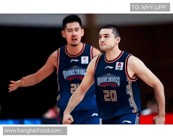 西热力江的篮球之路:从新疆少年到CBA明星的成长历程 西热力江的篮球之路:从新疆少年到CBA明星的成长历程