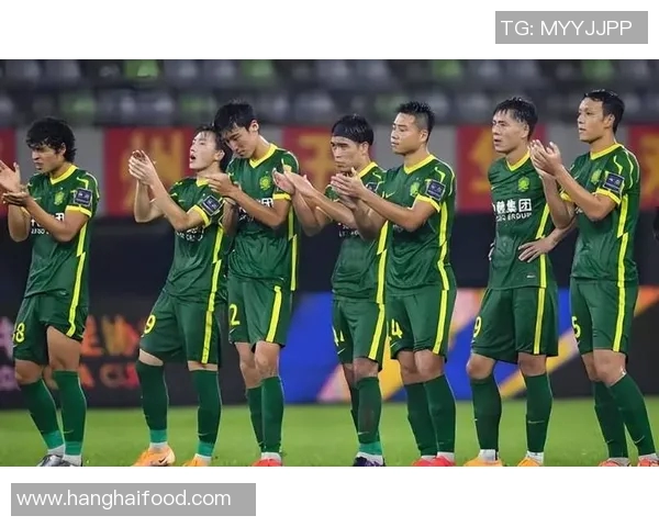 恒大与国安激战正酣比赛结果揭晓引发球迷热议 恒大与国安激战正酣比赛结果揭晓引发球迷热议