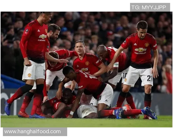 曼城与曼联激战回顾精彩比赛视频全程回放与分析