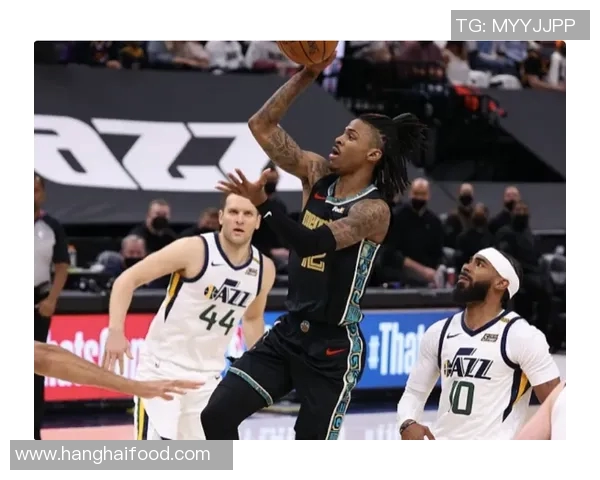 多诺万米切尔引领球队崛起展现超凡篮球才华与领导力